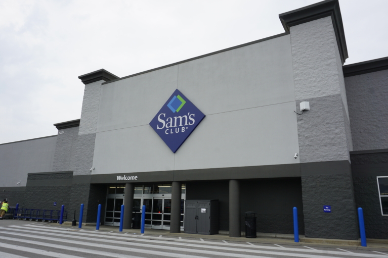 Cobblestone Square Property Image