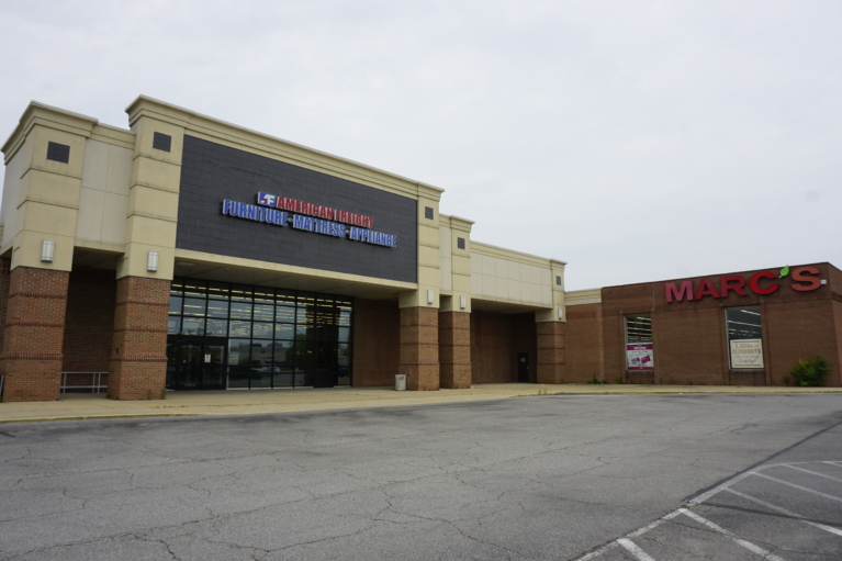 Elyria Market Square Property Image
