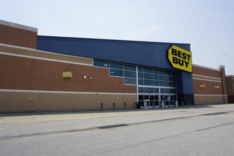 Ontario Towne Center Property Image