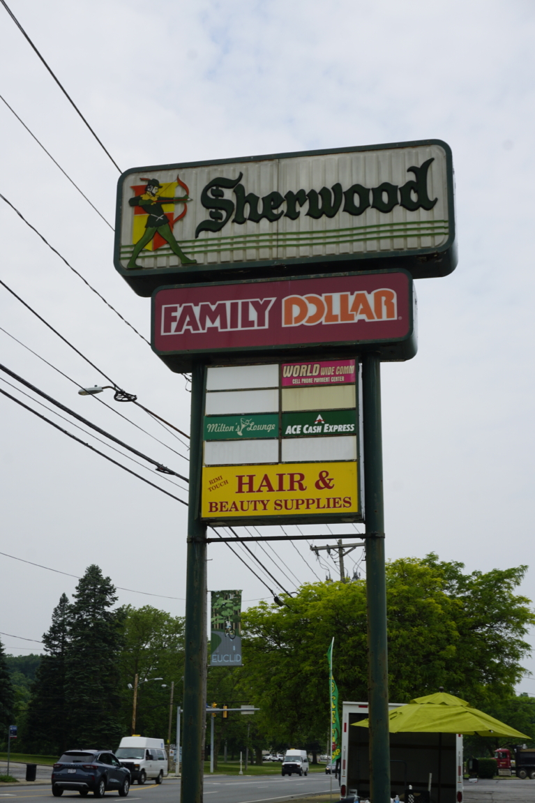 Sherwood Plaza Property Image